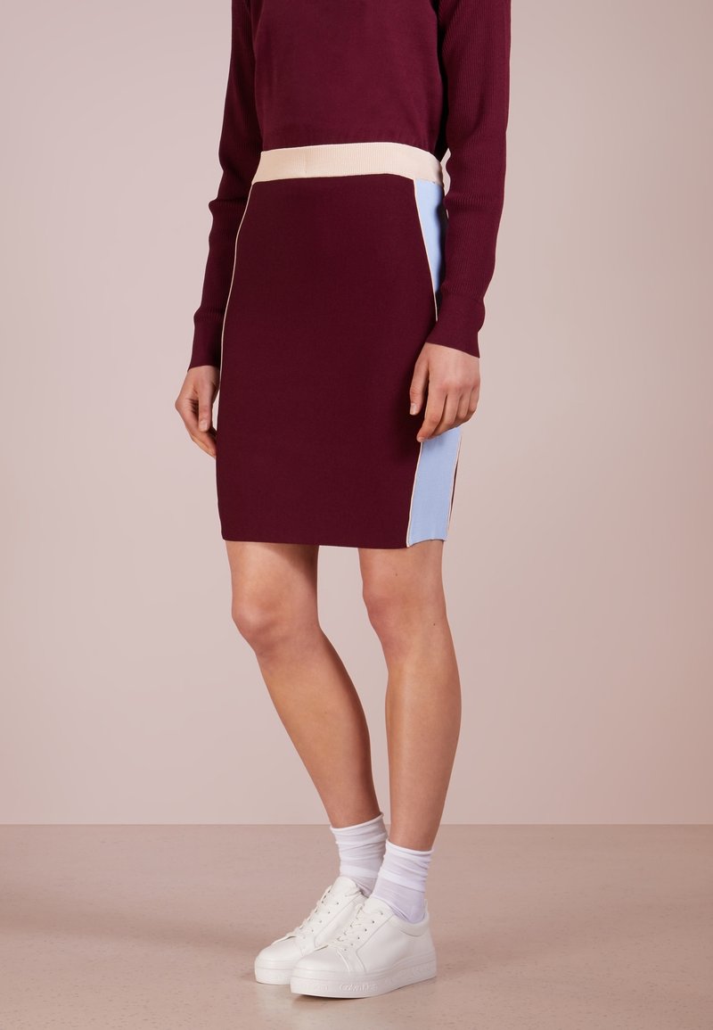 DESIGNERS REMIX Jupe crayon - bordeaux