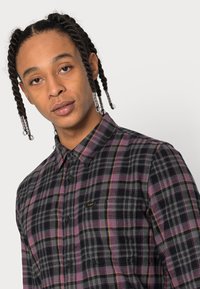 Lee LEESURE  - Camisa - washed purple