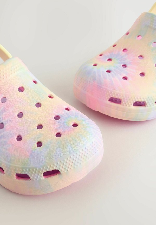 REGULAR FIT – COMFORT  – Badesandale – rainbow tie dye