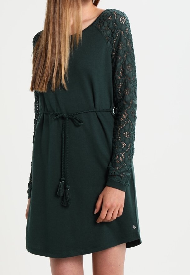 Vero Moda Robe de jour - dark green