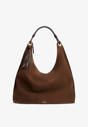 Borsa hobo in suede marrone con manico intrecciato scuro, dettaglio con nappina in pelle, occhielli dorati e piccolo logo Tommy Hilfiger dorato al centro in basso.