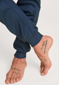 Calida IMPRINT BÜNDCHEN SET - Pyjama - danube blue