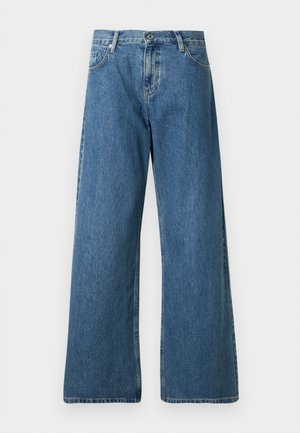 Wide-leg denim jeans in medium blue. Made from cotton, featuring traditional five-pocket design and a button closure, with a raw hem.