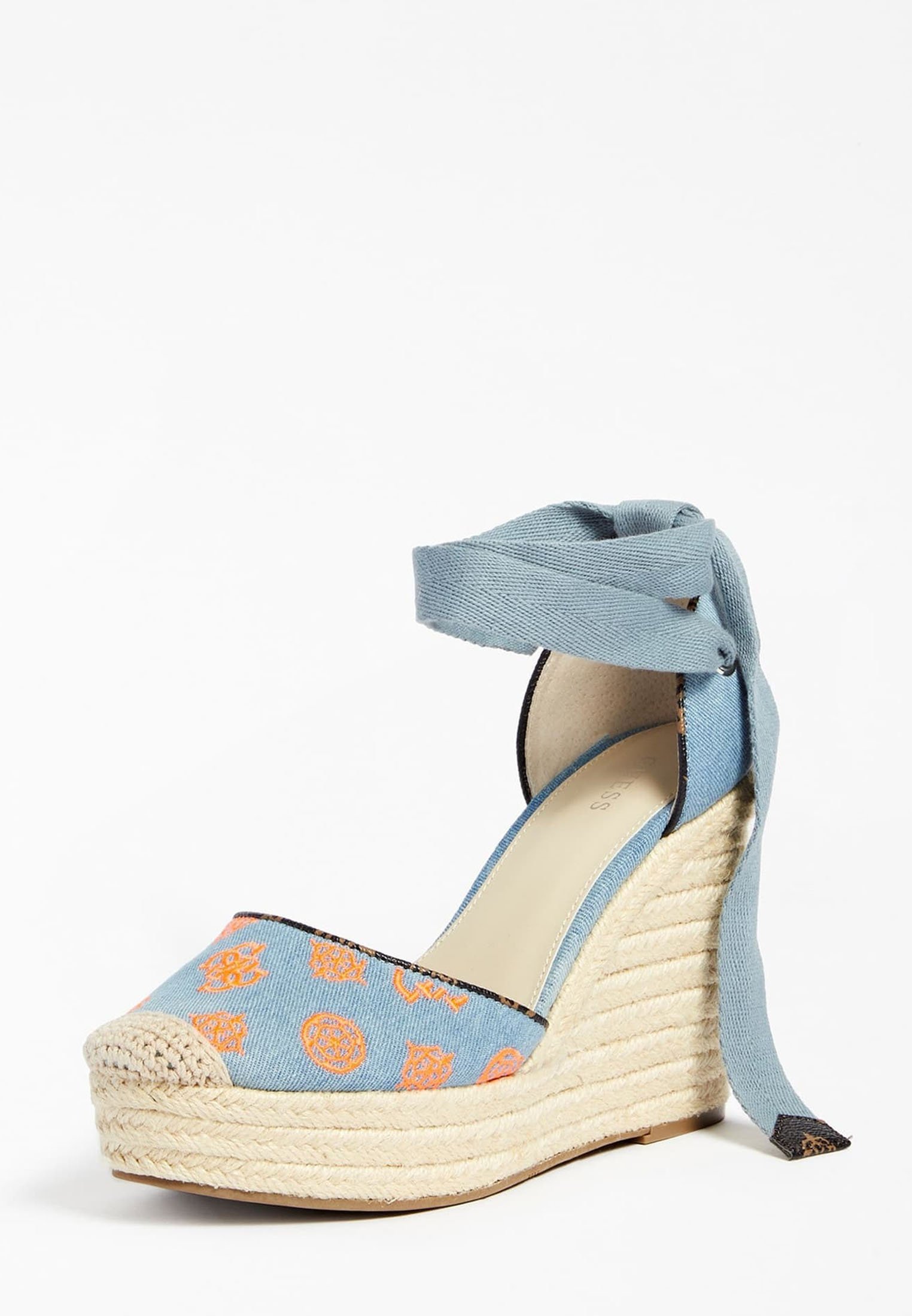 Guess CAMESHA - Sandalen met sleehak - himmelblau/lichtblauw - Zalando.be