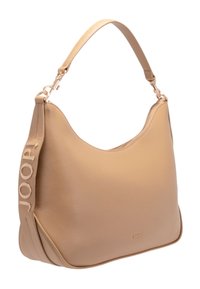 Borsa a spalla in pelle beige con dettagli in metallo dorato, chiusura con zip e logo "JOOP!" sul fronte e sulla tracolla.