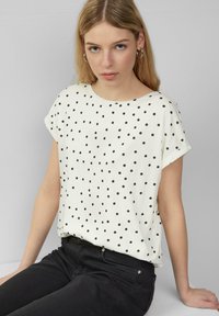 QS T-shirt print - creme