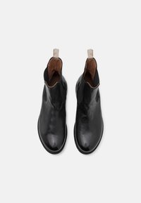 Cordwainer Stivaletti - black