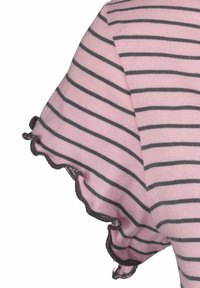 Thumbnail Image 6