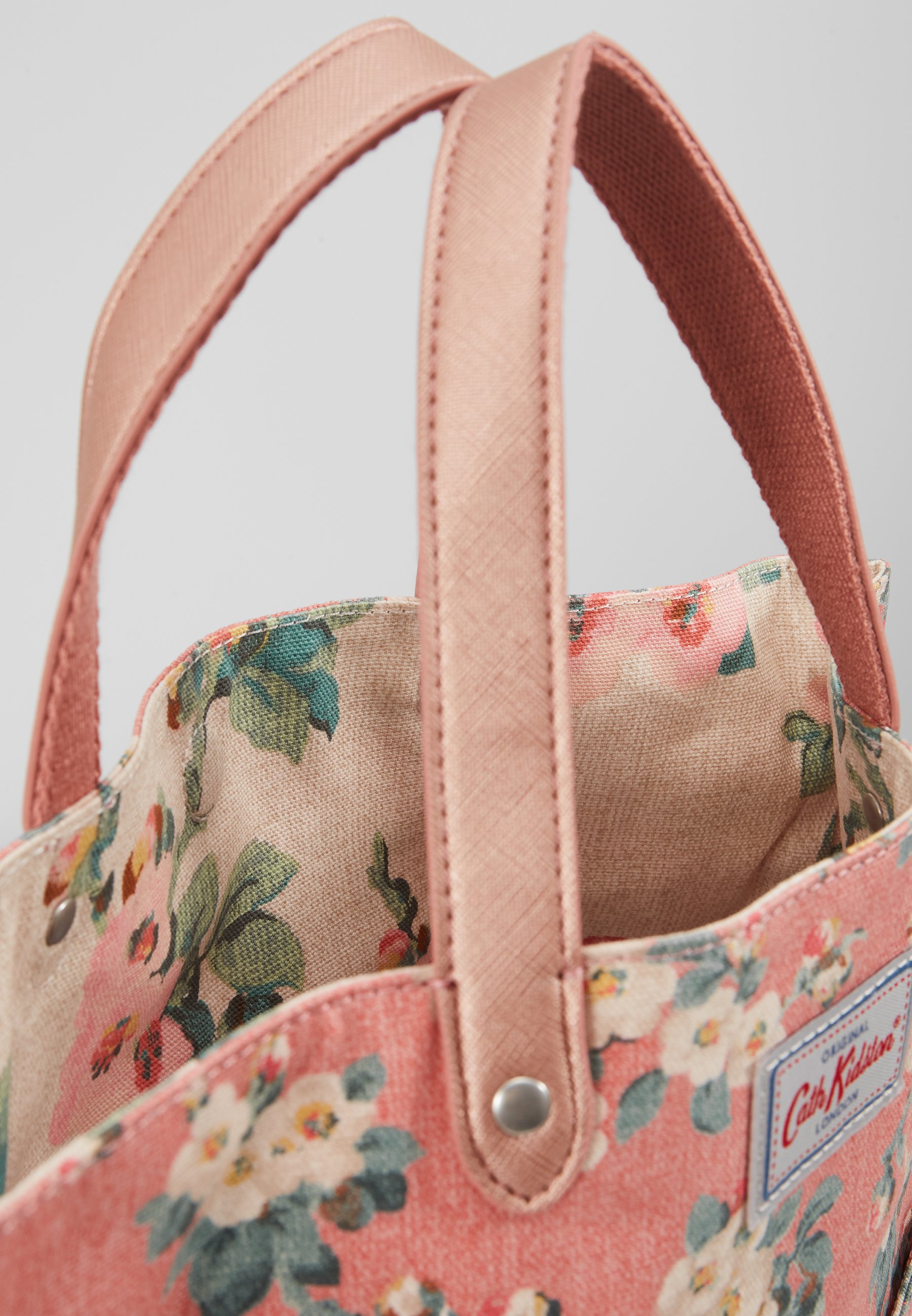 Cath Kidston REVERSIBLE CROSS BODY Skulderveske dusty Cath Kidston REVERSIBLE CROSS BODY Skulderveske dusty