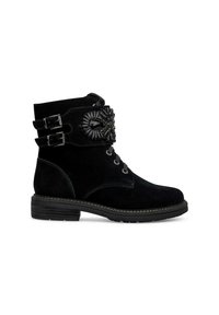 Bottines en suede noir avec une double sangle à boucle, ornées d'un détail en gemme noire décorative, un petit talon empilé et un design à bout rond.