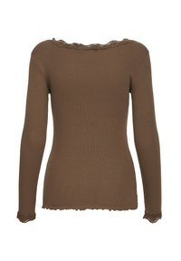 Brun langærmet top med ribbet tekstur, der har en bølget halsudskæring og rå kanter. Enkel og tætsiddende design.