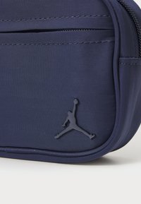 Jordan JAW ALPHA CAMERA BAG - Borsa a tracolla - midnight navy