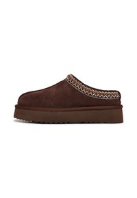 Unselected, brown