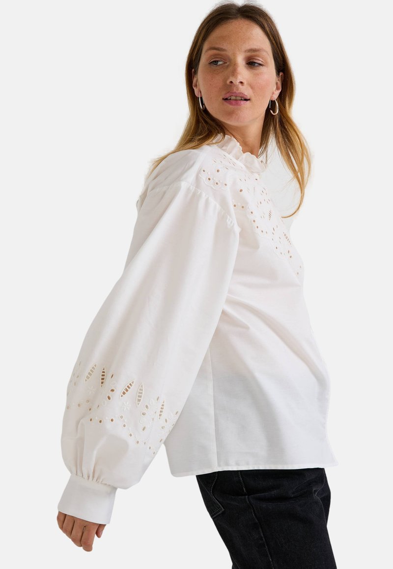 Chemise Blanche Monoprix Chemise En Lin Monoprix BRODERIE COL - Main Image