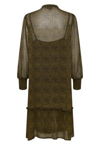 Robe marron transparente à manches longues, présentant un motif à rayures zébrées et un ourlet à volants. Encolure dos dégagée avec poignets froncés aux manches.