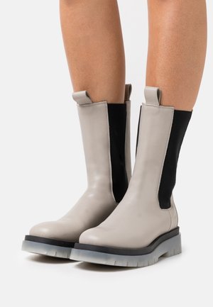 Bottes à plateau - beige