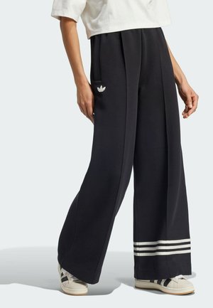 ADICOLOR NEUCLASSICS TRACK WIDE - Pantaloni sportivi - black