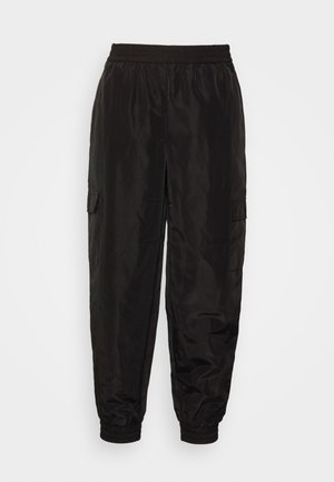 ONLY Petite ONLFADUMA PANT - Pantalon cargo - black