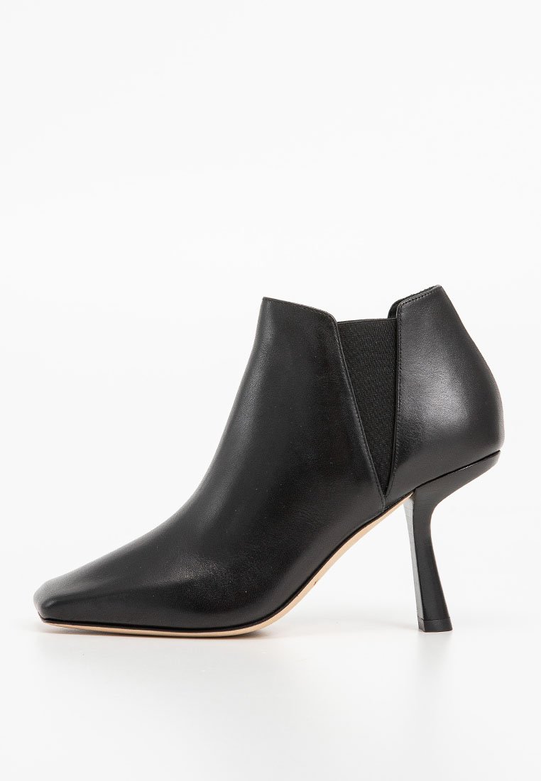 Jimmy Choo Enkelkaarsjes zwart Jimmy Choo Enkelkaarsjes zwart