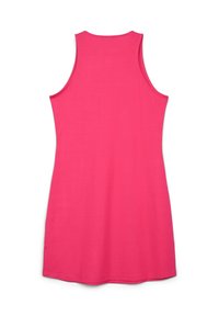 Abito senza maniche di un brillante colore rosa con scollatura tonda e una silhouette svasata A-line vista da dietro su uno sfondo bianco.