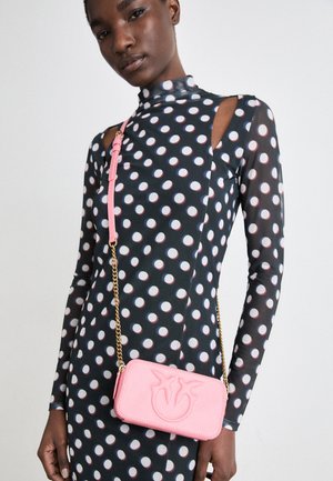 CARRIE CAMERA CASE - Skuldertasker - fiore di pesco/antique gold-coloured