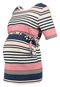 Randig gravidklänning i marinblått, rosa och vitt, med en figurnära silhuett och knytbälte, samt korta ärmar. Mjuk tygkvalitet.