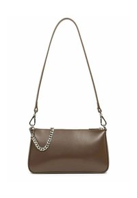 Borsa a spalla in pelle marrone con una texture liscia, dettaglio in catena argentata e una lunga tracolla. Forma rettangolare con chiusura a zip.