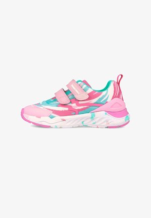 Scarpa da ginnastica per bambini con motivo astratto rosa, verde acqua e bianco, due cinturini rosa con chiusura a strappo e suola in gomma bianca con accenti colorati.