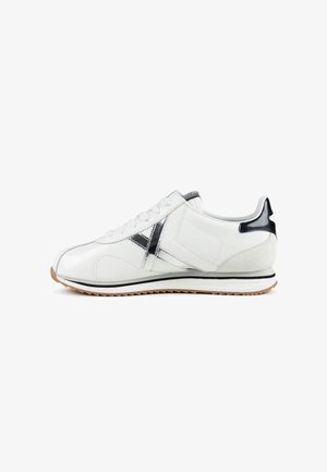 MUNICH, SAPPORO UNISEX - Zapatillas - white