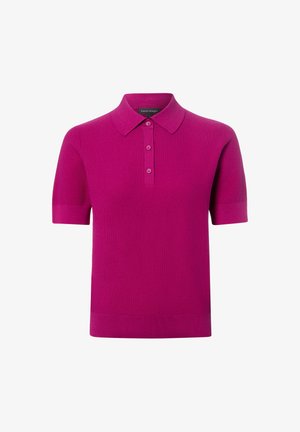 Magenta poloshirt met korte mouwen, drie knopen en een klassieke kraag, gebreide stof, merkembleem aan de binnenkant van de kraag.