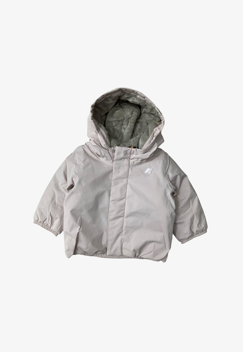 Lun lyserød jakke med hætte, elastiske manchetter og en blød grå inderforing. Har en lille hvid logo foran.