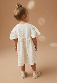 Next REGULAR FIT - Jerseykjole - cream