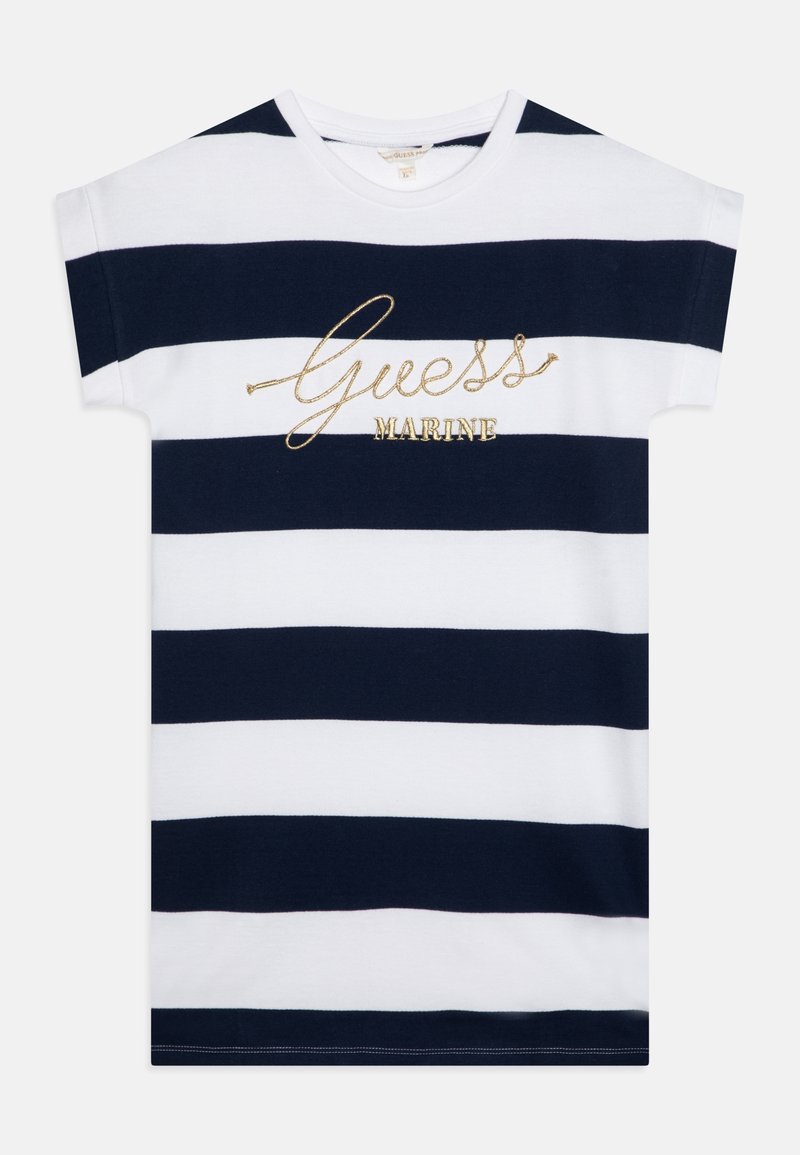 Robe à manches courtes avec larges rayures horizontales bleu marine et blanc et broderie dorée "Guess Marine" sur la poitrine.