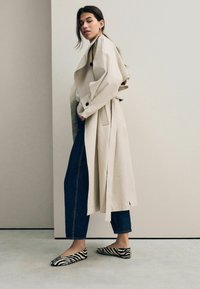 Next REGULAR FIT - FOREVER COMFORT  ROUND TOE - Ballerine - off white