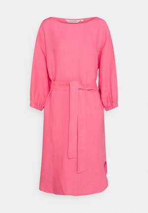 Marimekko Vestido informal - light pink