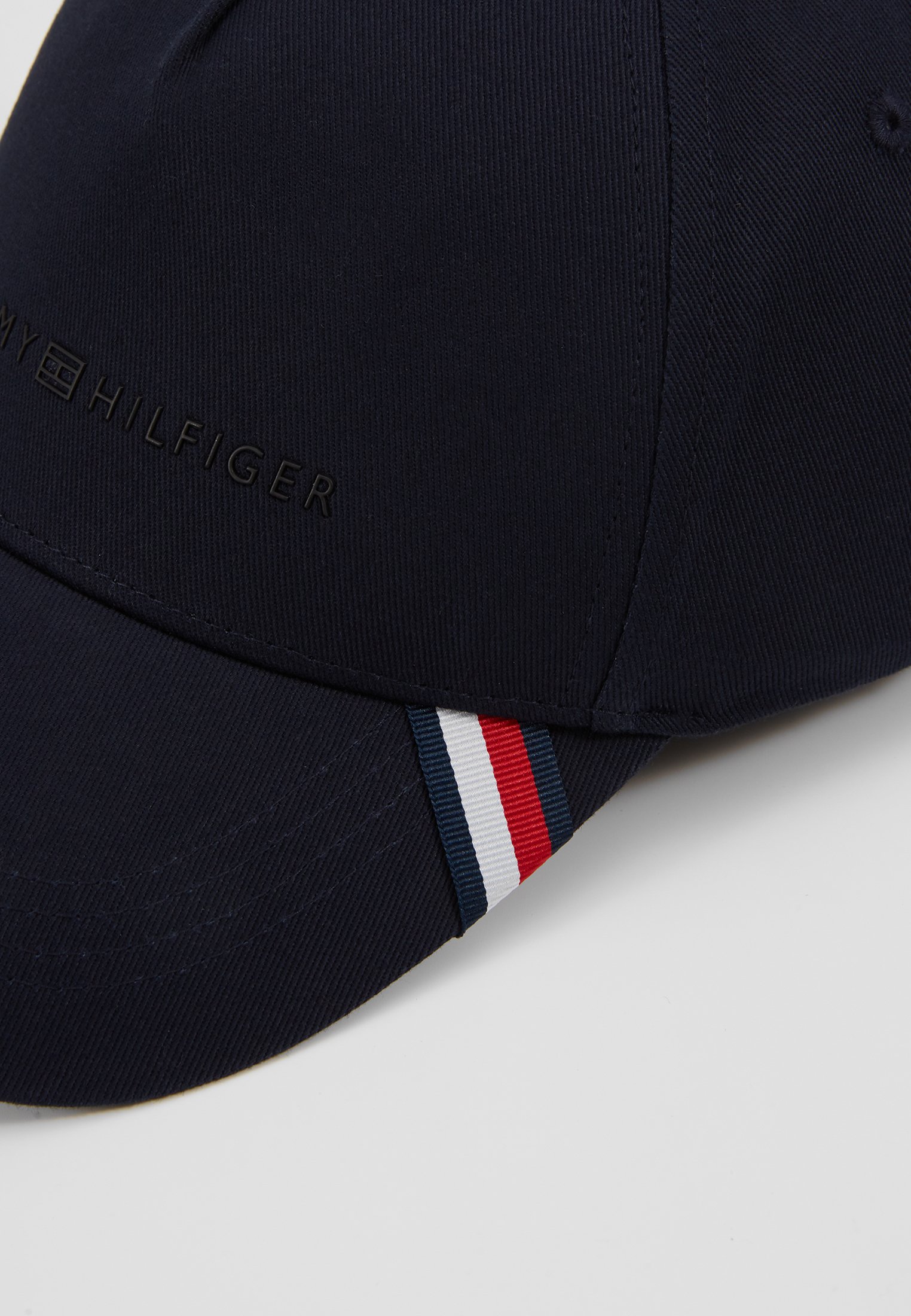 tommy hilfiger uptown cap