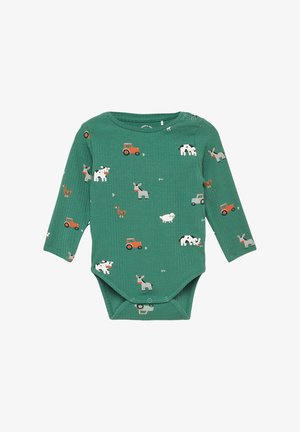Groene geribbelde longsleeve bodysuit met afgedrukte boerderijdieren en tractors, voorzien van drukknoopjes aan de onderkant en een ronde halslijn.