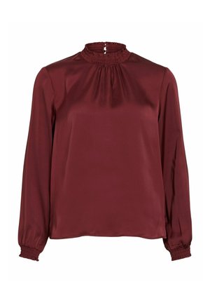 Hedvábná dlouhá maroon blůza s vysokým nařaseným límcem a detaily na manžetách, vyrobená z hladké, lesklé látky.
