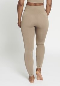 rethinkit studios Tights - mocha