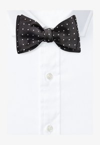 Επιλέχθηκε, black/white