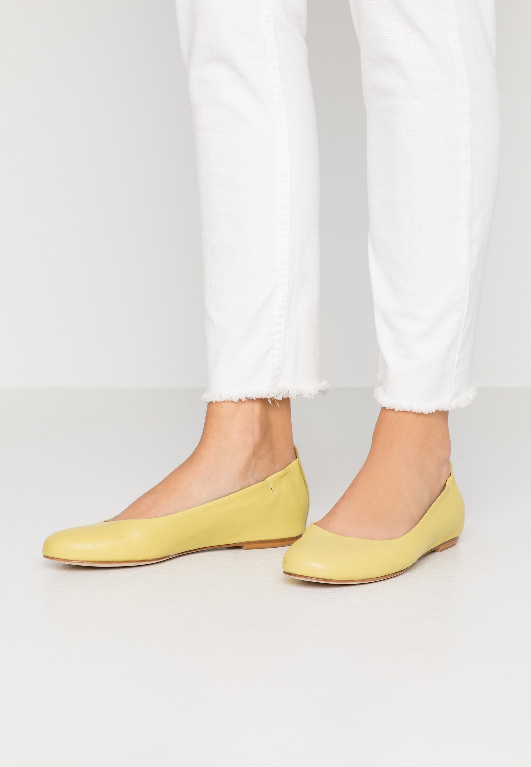 CHARRUA Ballerinaskor after lemon CHARRUA Ballerinaskor after lemon