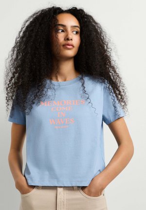Pepe Jeans, PEPE JEANS PRINT T-SHIRT CLAUDIA - Camiseta estampada - azure blue