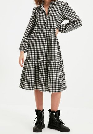 Robe chemise - black