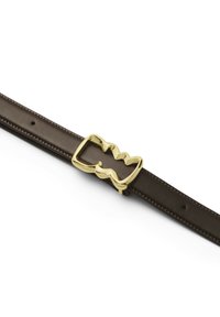 Cintura in pelle marrone con una fibbia decorativa color oro dalla forma astratta e unica. Un dettaglio di cucitura percorre tutta la lunghezza della cintura.