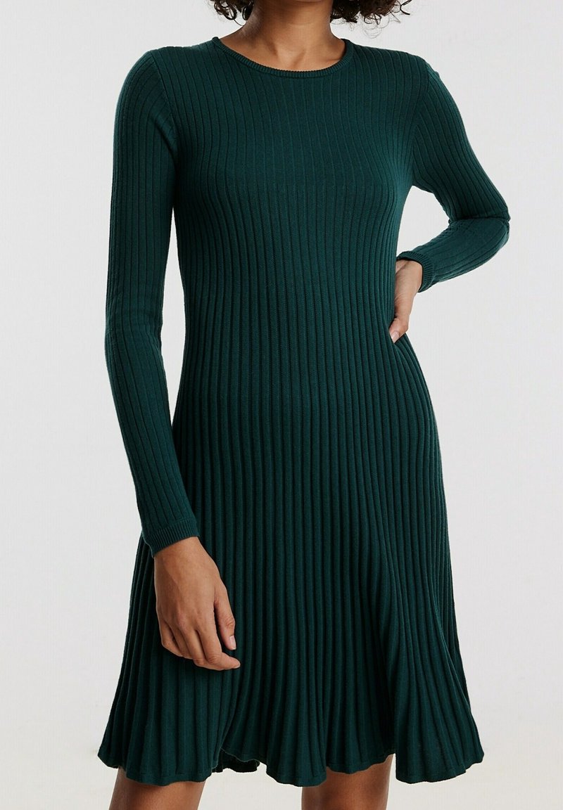 EDITED Robe pull - green