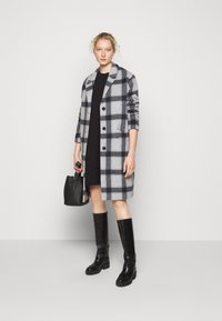 Repeat DRESS MERINO - Abito in maglia - dark grey