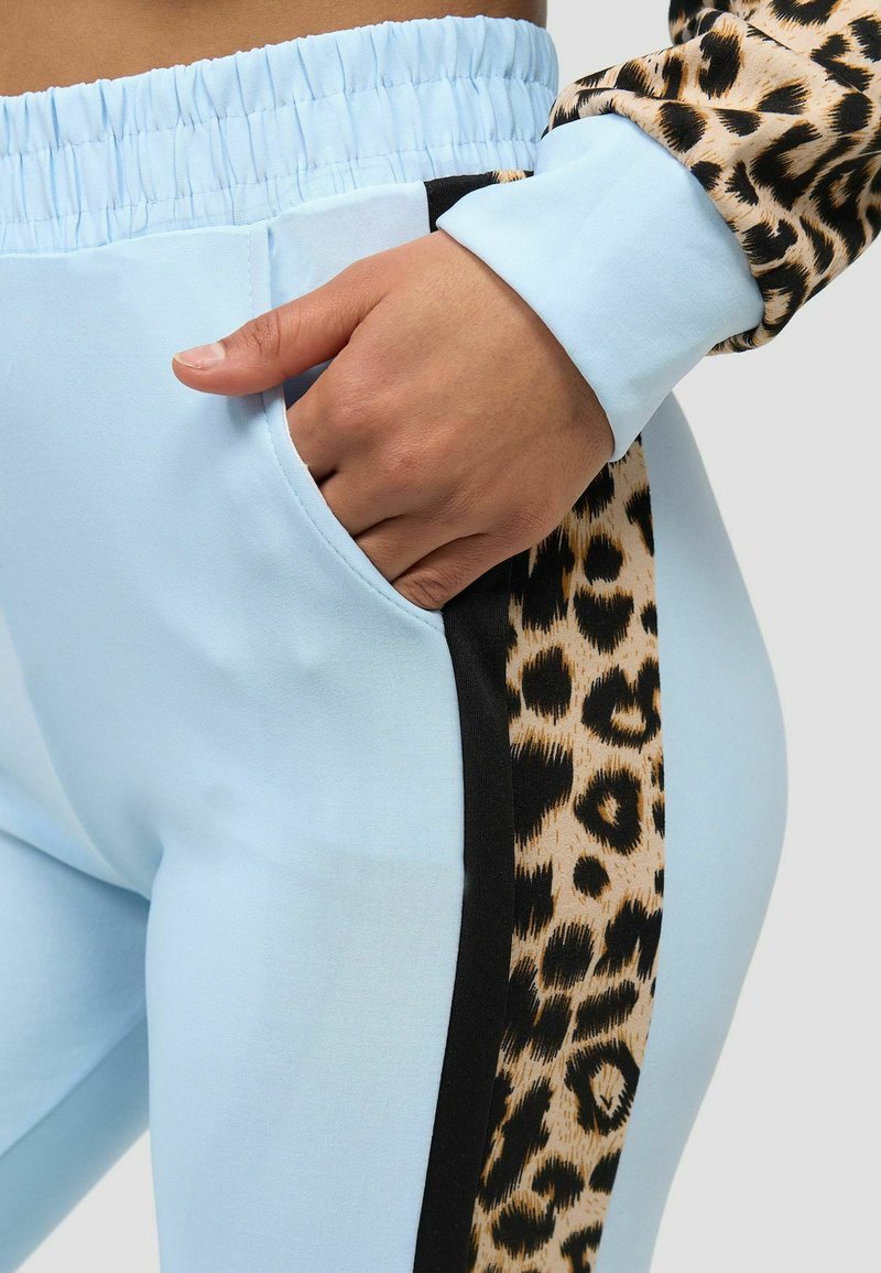 Damen Leichte Jacken | Holala LEO FASHION OOTD Trainingsanzug hellblau - YC20743 Damen Leichte Jacken | Holala LEO FASHION OOTD Trainingsanzug hellblau - YC20743