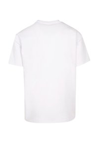 Hvid bomulds t-shirt med korte ærmer og rund hals. Enkel, udekoreret design uden synlige logoer eller mønstre på ryggen.