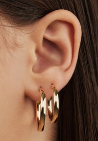 Isabel Bernard - Earrings - gold coloured Thumbnail Image 1