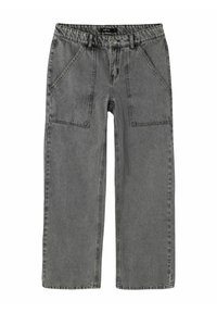 Jeans grigi ampi realizzati in tessuto denim. Presentano tasche frontali e un bottone di chiusura in vita. Finitura pulita con leggera abrasione generale.